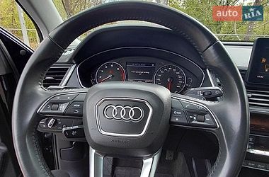 Внедорожник / Кроссовер Audi Q5 2018 в Кривом Роге