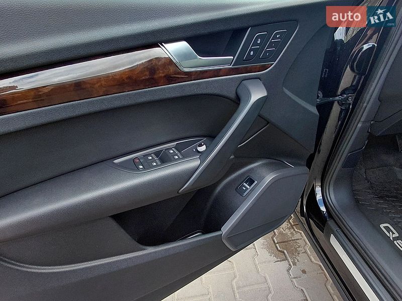 Внедорожник / Кроссовер Audi Q5 2018 в Кривом Роге