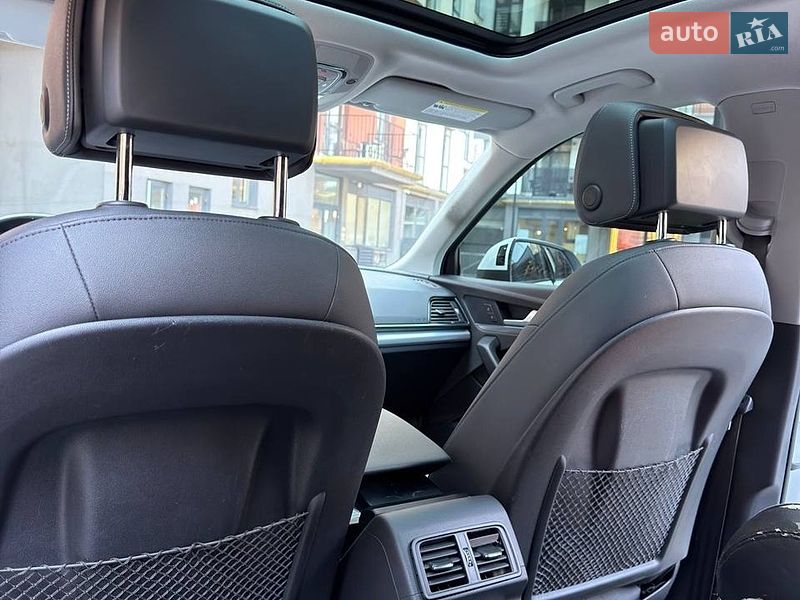 Внедорожник / Кроссовер Audi Q5 2021 в Львове