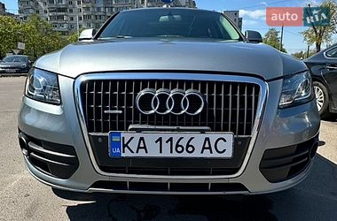 Внедорожник / Кроссовер Audi Q5 2010 в Киеве