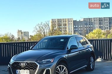 Внедорожник / Кроссовер Audi Q5 2022 в Киеве