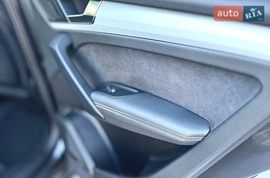 Внедорожник / Кроссовер Audi Q5 2022 в Киеве