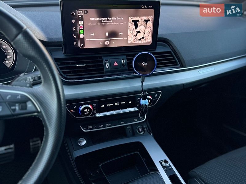 Внедорожник / Кроссовер Audi Q5 2022 в Киеве