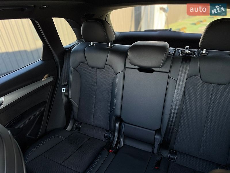 Внедорожник / Кроссовер Audi Q5 2022 в Киеве