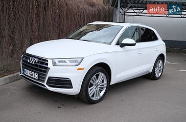 Внедорожник / Кроссовер Audi Q5 2017 в Киеве