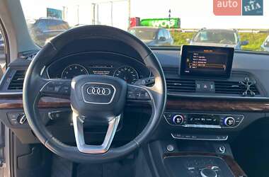 Внедорожник / Кроссовер Audi Q5 2017 в Львове
