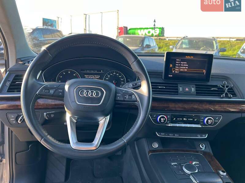 Внедорожник / Кроссовер Audi Q5 2017 в Львове