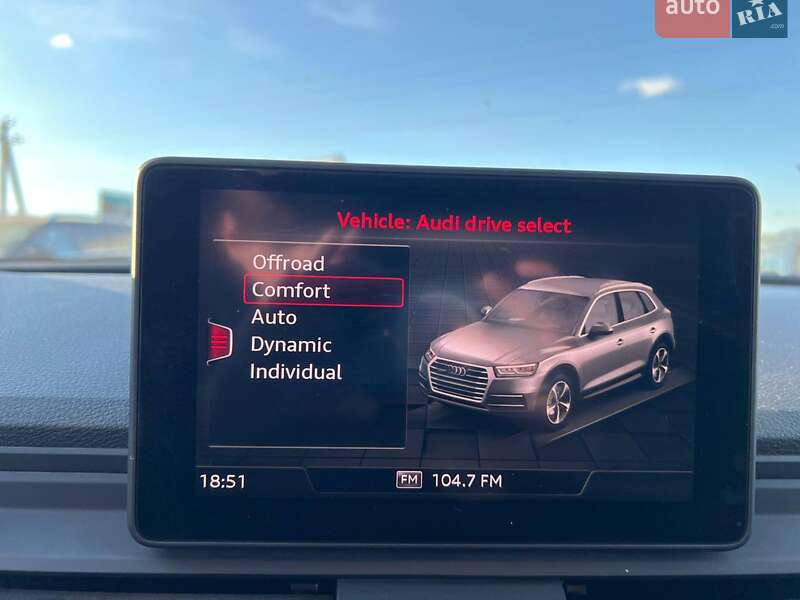 Внедорожник / Кроссовер Audi Q5 2017 в Львове
