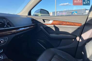 Внедорожник / Кроссовер Audi Q5 2017 в Львове
