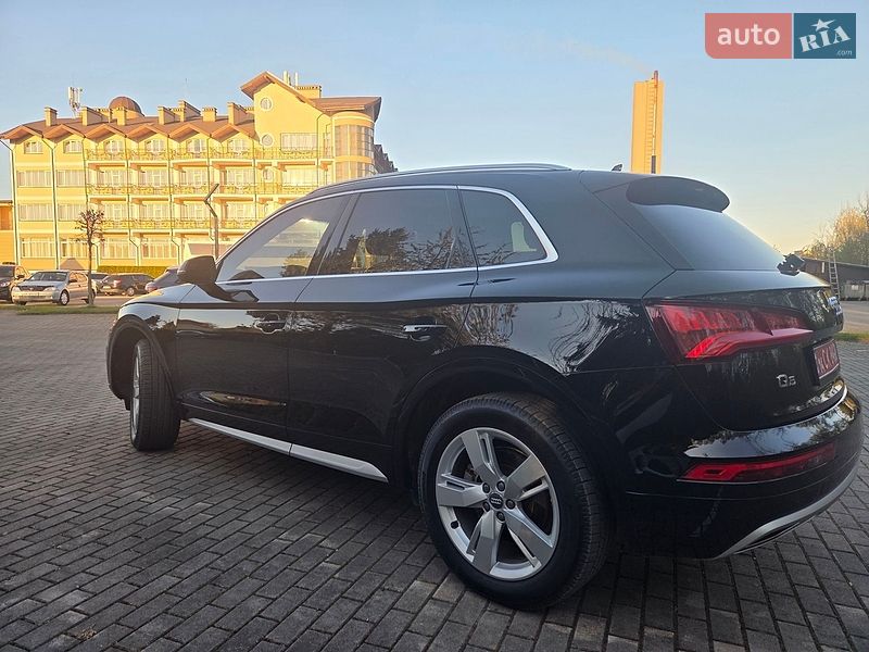 Внедорожник / Кроссовер Audi Q5 2019 в Львове