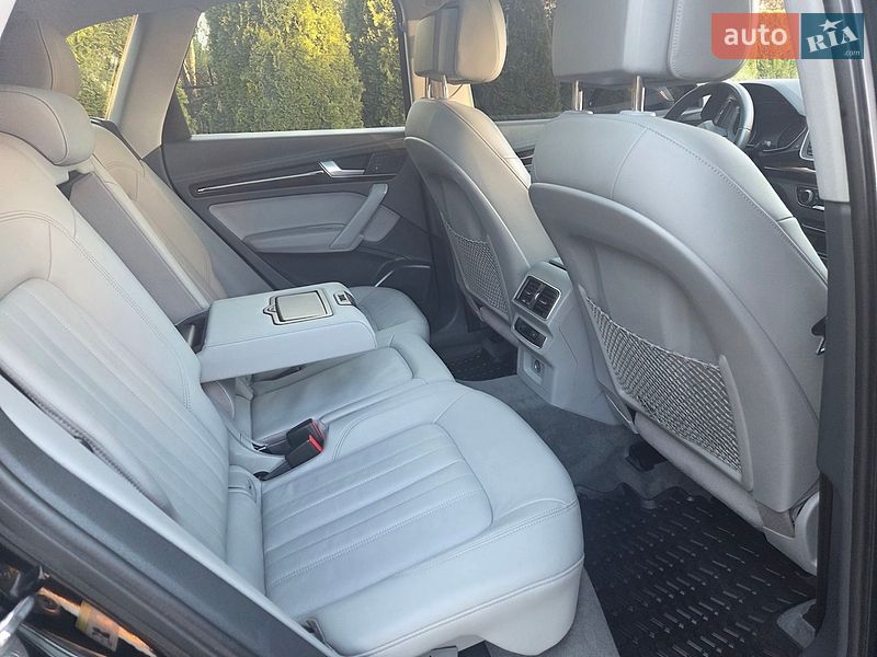 Внедорожник / Кроссовер Audi Q5 2019 в Львове