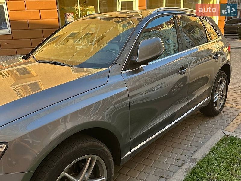 Внедорожник / Кроссовер Audi Q5 2013 в Одессе