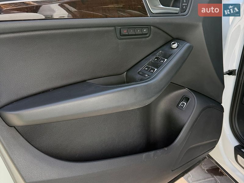 Внедорожник / Кроссовер Audi Q5 2015 в Киеве