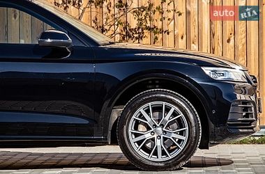 Внедорожник / Кроссовер Audi Q5 2017 в Львове