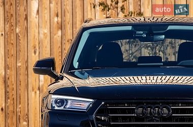 Внедорожник / Кроссовер Audi Q5 2017 в Львове