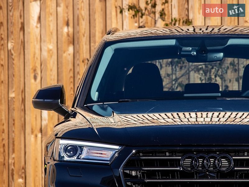 Внедорожник / Кроссовер Audi Q5 2017 в Львове
