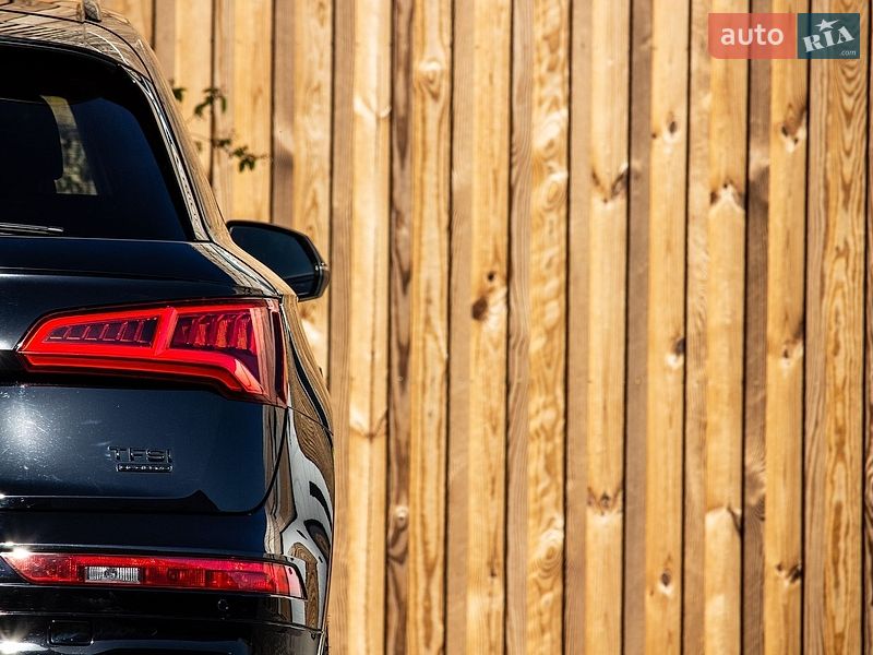 Внедорожник / Кроссовер Audi Q5 2017 в Львове