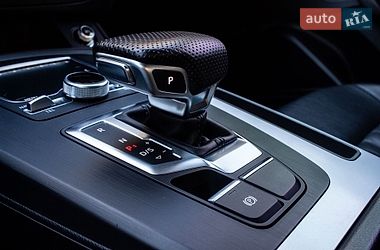 Внедорожник / Кроссовер Audi Q5 2017 в Львове