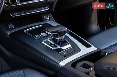 Внедорожник / Кроссовер Audi Q5 2017 в Львове