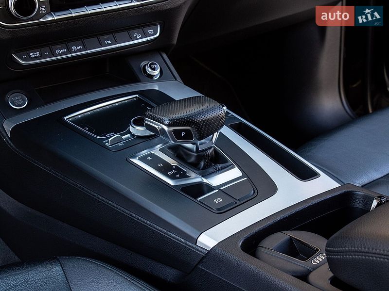 Внедорожник / Кроссовер Audi Q5 2017 в Львове