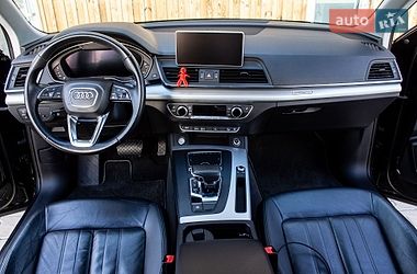 Внедорожник / Кроссовер Audi Q5 2017 в Львове