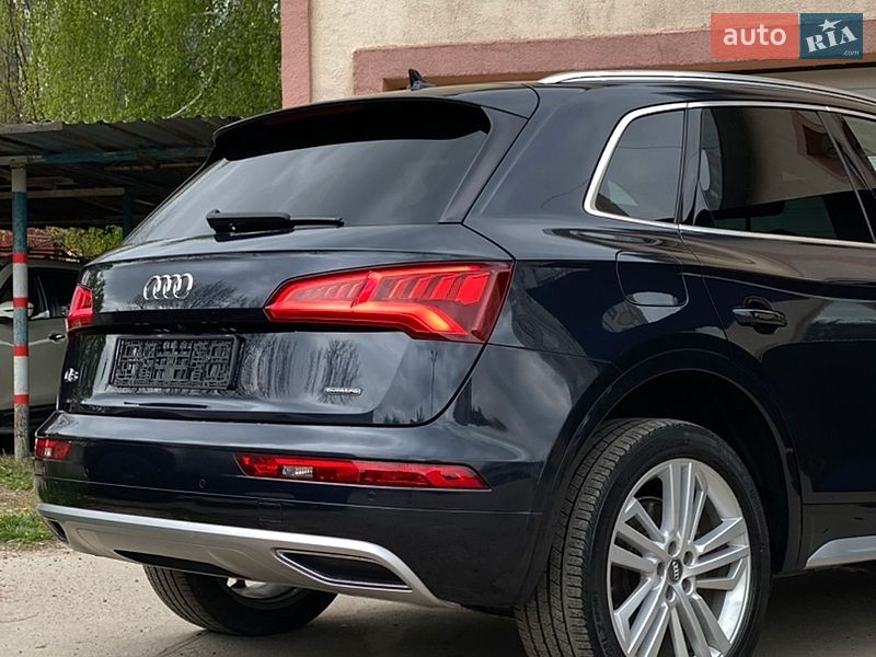 Внедорожник / Кроссовер Audi Q5 2019 в Львове