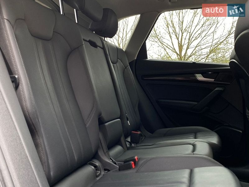 Внедорожник / Кроссовер Audi Q5 2019 в Львове