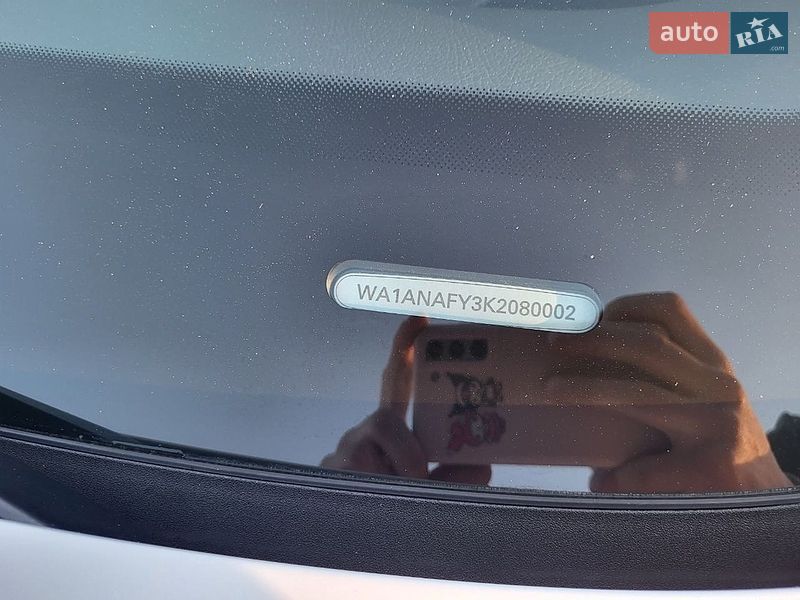 Внедорожник / Кроссовер Audi Q5 2019 в Каменец-Подольском