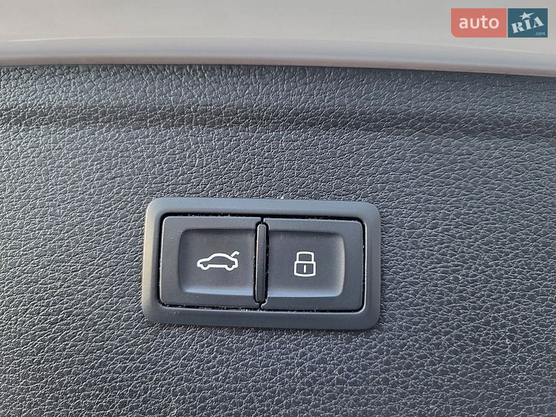 Внедорожник / Кроссовер Audi Q5 2019 в Каменец-Подольском