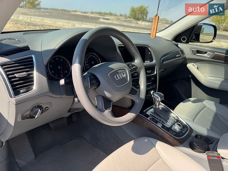 Позашляховик / Кросовер Audi Q5 2014 в Києві