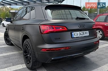 Внедорожник / Кроссовер Audi Q5 2020 в Киеве