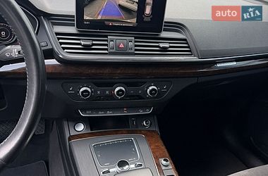 Внедорожник / Кроссовер Audi Q5 2020 в Киеве