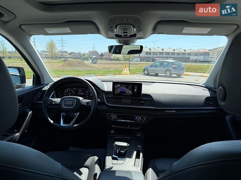 Внедорожник / Кроссовер Audi Q5 2018 в Киеве