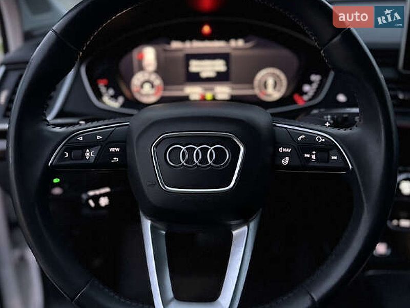 Внедорожник / Кроссовер Audi Q5 2018 в Львове