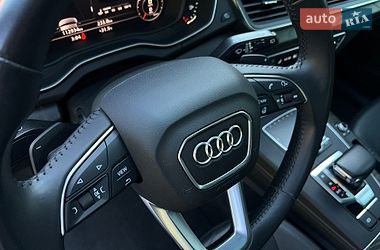 Позашляховик / Кросовер Audi Q5 2020 в Києві