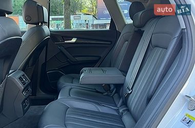 Позашляховик / Кросовер Audi Q5 2020 в Києві