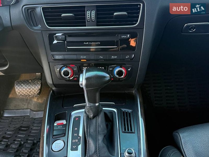 Внедорожник / Кроссовер Audi Q5 2015 в Киеве