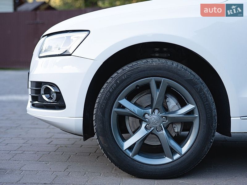 Внедорожник / Кроссовер Audi Q5 2014 в Львове