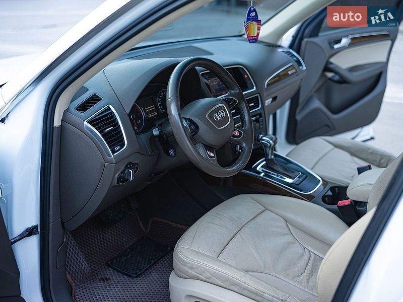 Внедорожник / Кроссовер Audi Q5 2014 в Львове