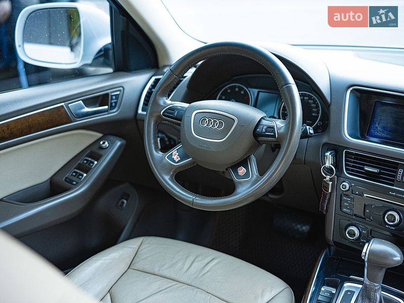 Внедорожник / Кроссовер Audi Q5 2014 в Львове