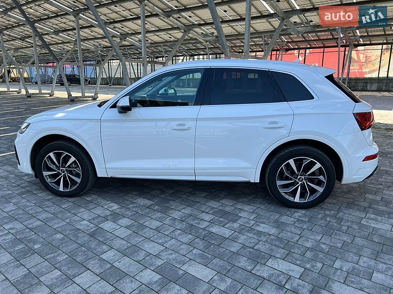Внедорожник / Кроссовер Audi Q5 2020 в Львове