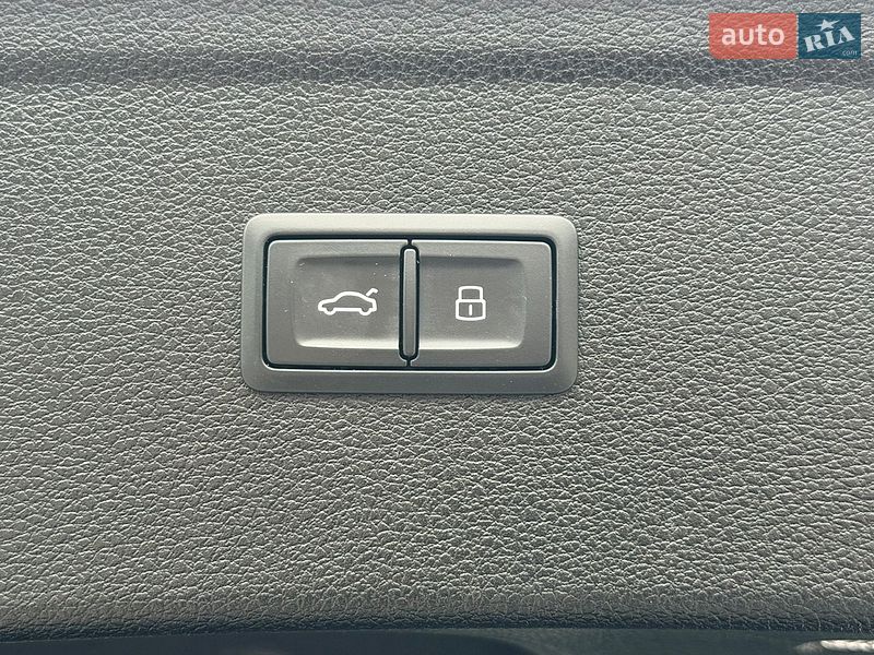 Внедорожник / Кроссовер Audi Q5 2024 в Дрогобыче