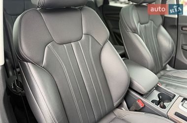 Внедорожник / Кроссовер Audi Q5 2024 в Дрогобыче