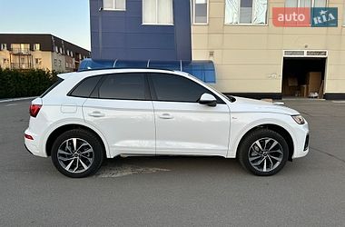 Внедорожник / Кроссовер Audi Q5 2024 в Киеве