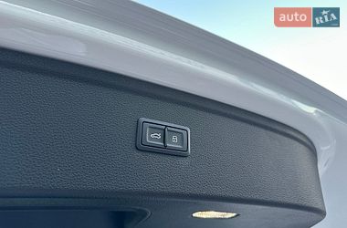 Внедорожник / Кроссовер Audi Q5 2024 в Киеве