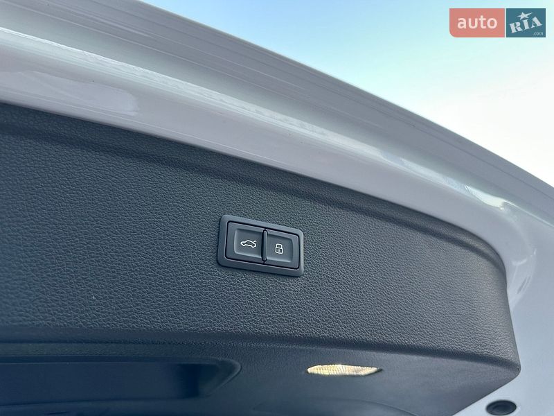 Внедорожник / Кроссовер Audi Q5 2024 в Киеве