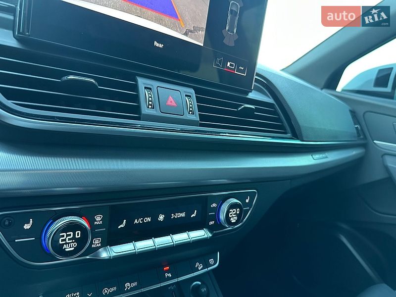 Внедорожник / Кроссовер Audi Q5 2024 в Киеве