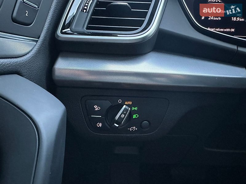 Внедорожник / Кроссовер Audi Q5 2024 в Киеве