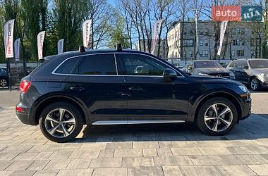 Внедорожник / Кроссовер Audi Q5 2019 в Виннице