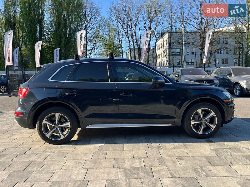 Внедорожник / Кроссовер Audi Q5 2019 в Виннице